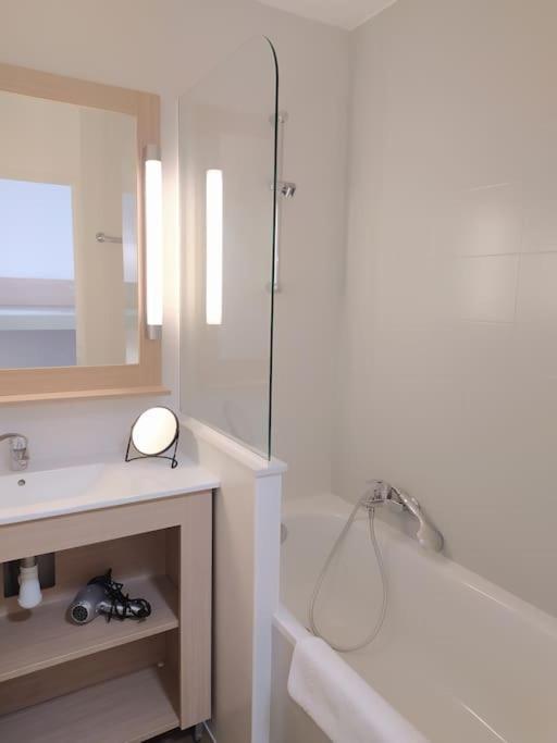 Ideal Saint Raphael Piscine Clim Parking Apartment ภายนอก รูปภาพ