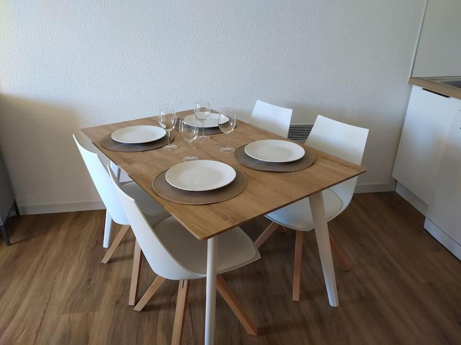 Ideal Saint Raphael Piscine Clim Parking Apartment ภายนอก รูปภาพ