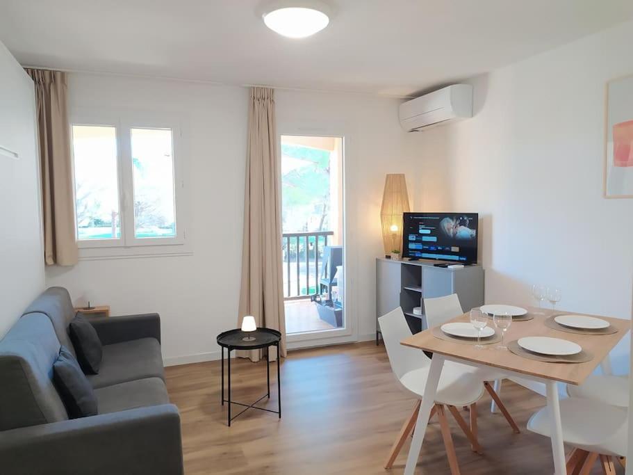Ideal Saint Raphael Piscine Clim Parking Apartment ภายนอก รูปภาพ