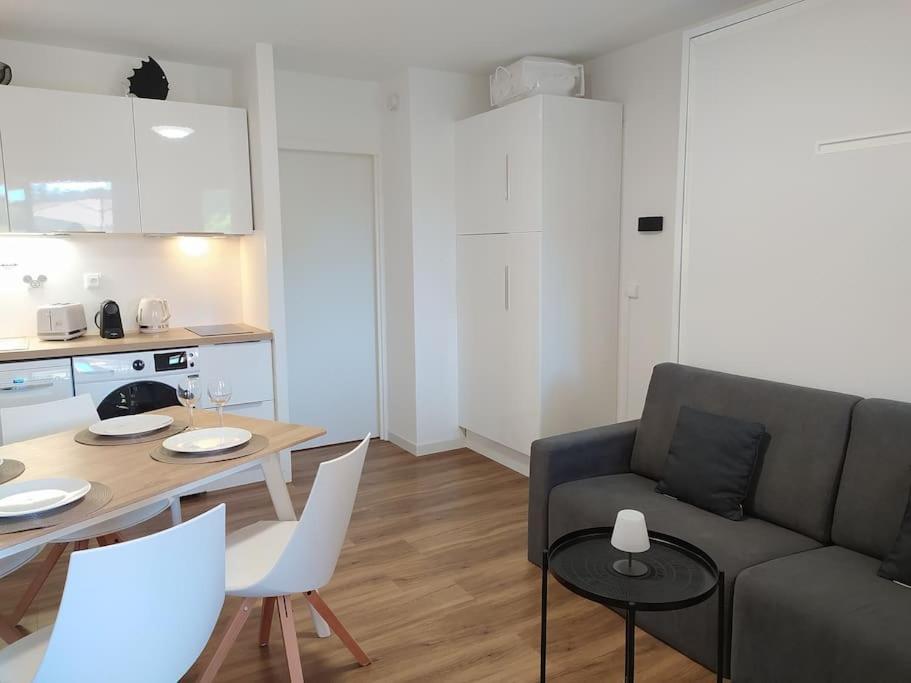 Ideal Saint Raphael Piscine Clim Parking Apartment ภายนอก รูปภาพ